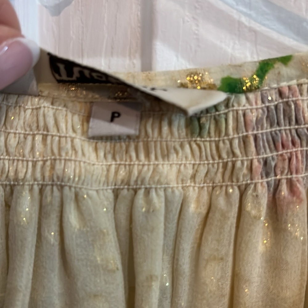 Tucker Women's Gold Floral Silk Metallic Blouse Size Small - Picture 2 of 10